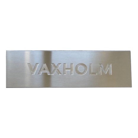 Vaxholm - Dörrskylt i rostfritt stål