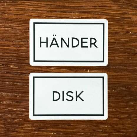 Disk och H�nder, skyltar med tydlig uppm�rkning av k�kshanddukar