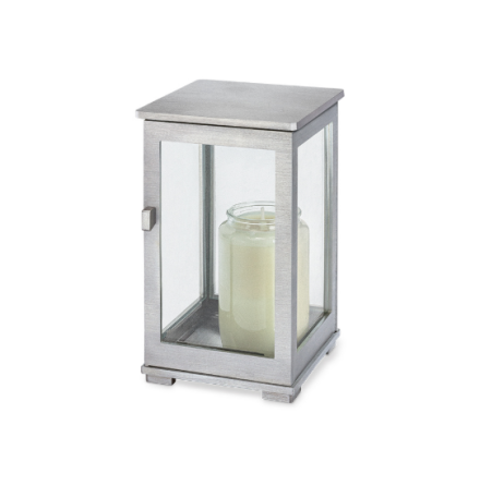 Rektangul�r gravlykta i borstat rostfritt st�l med glas p� flera sidor
